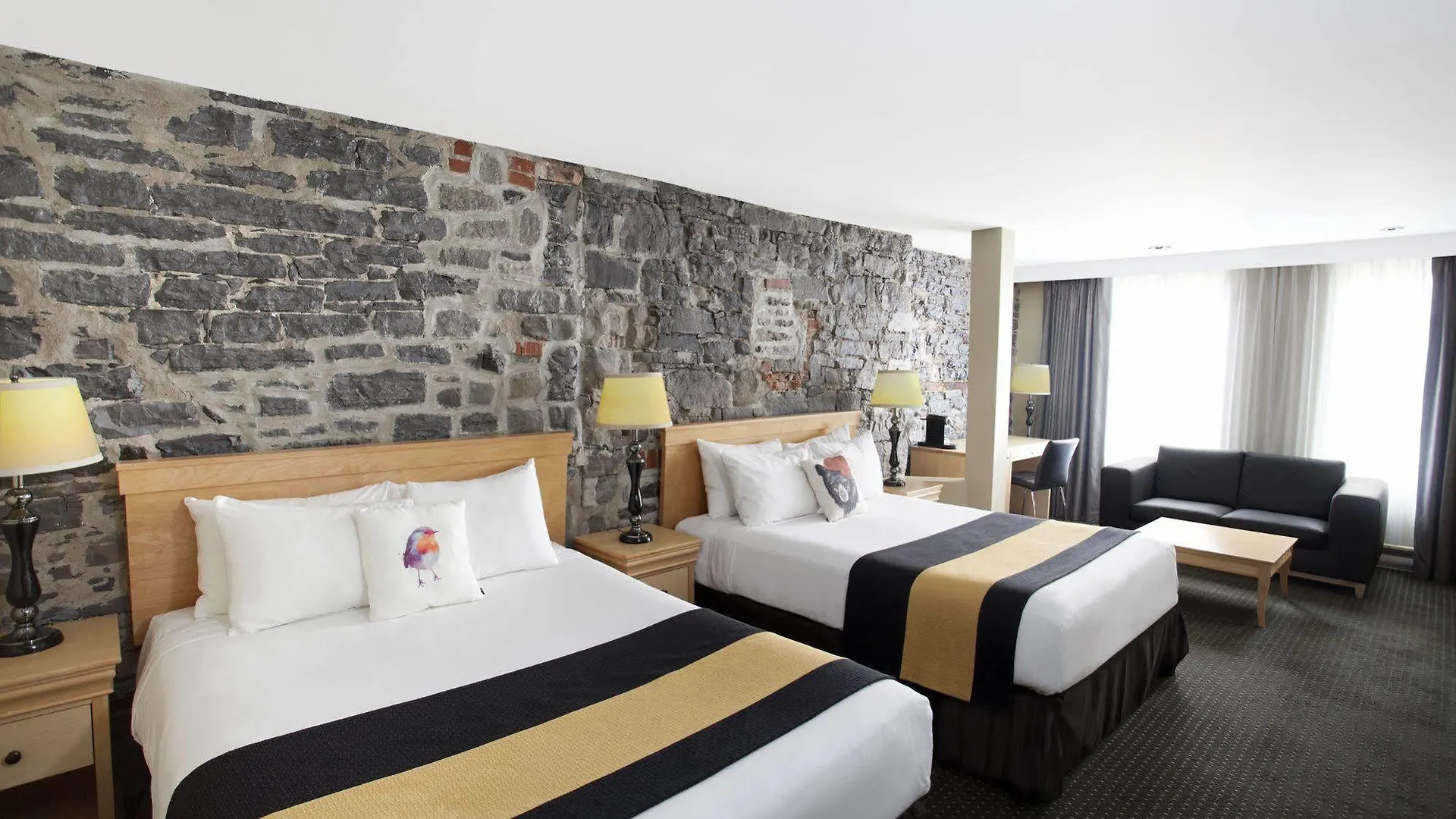 Hotel Du Vieux Quebec  Quebeque