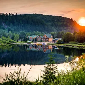Du Vieux Moulin Отель